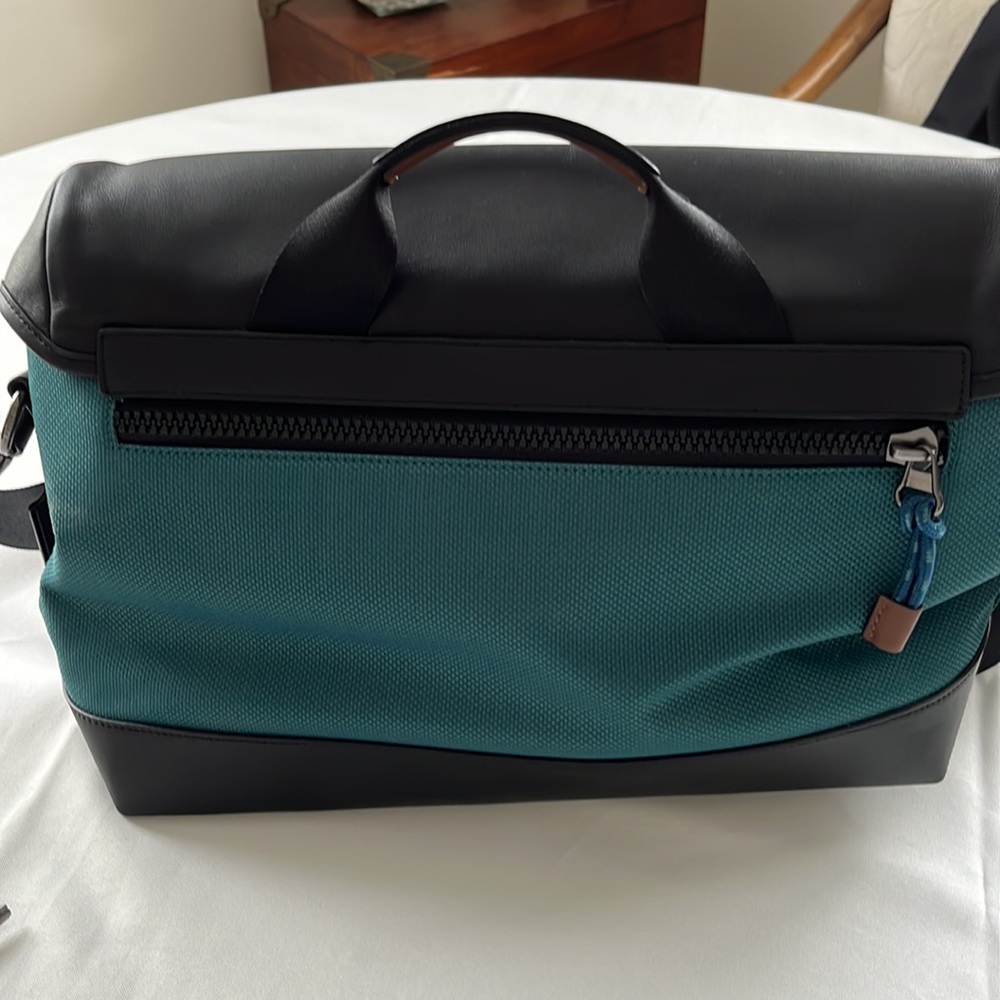 COACH laptop bag, book bag, carry on, luggage. - Picture 12 of 14